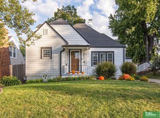 4844 William St, Omaha, NE 68106