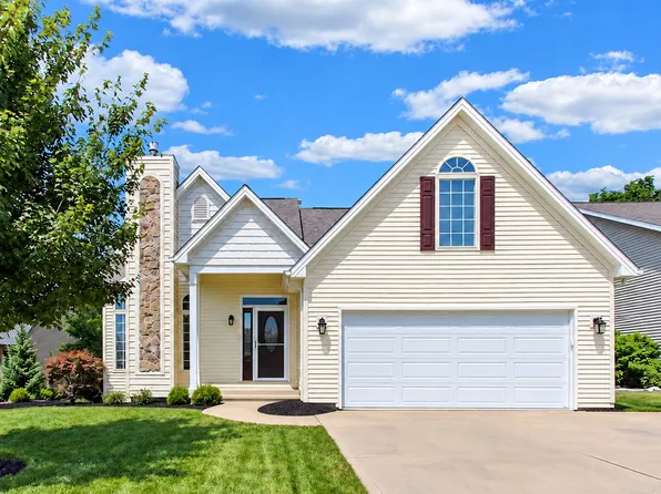1059 Woodberry Ln, Charleston, IL 61920