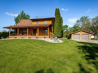 7817 Brink Dr, Horace, ND 58047