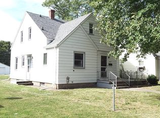 817 S 11th St, Goshen, IN 46526