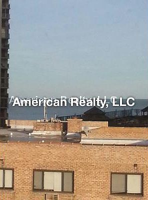 2nd image of 6031 N Kenmore Ave APT 6A