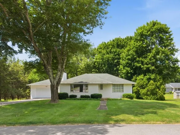 15 Wilder Ave, Westerly, RI 02891