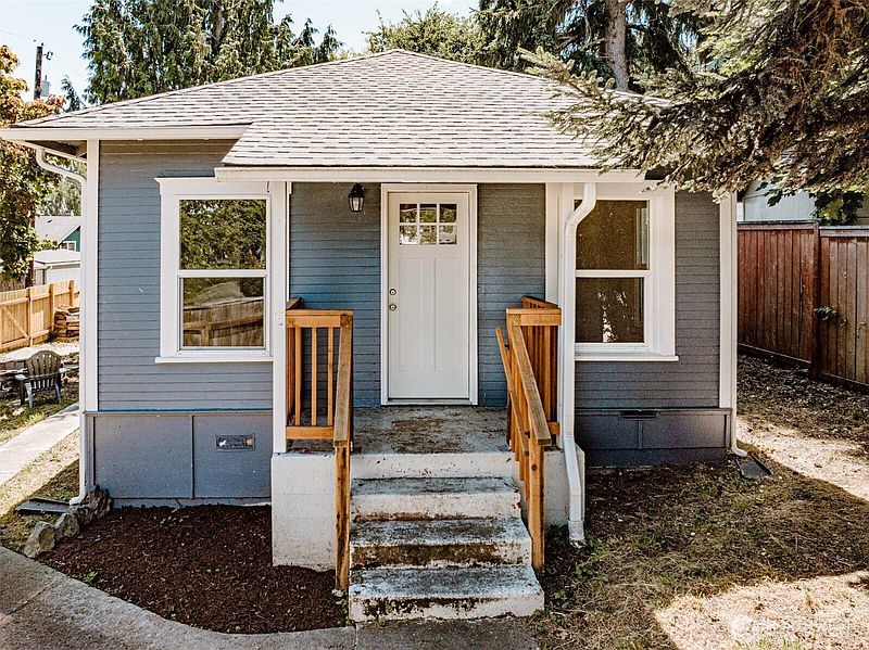 2nd image of 3714 22nd Street