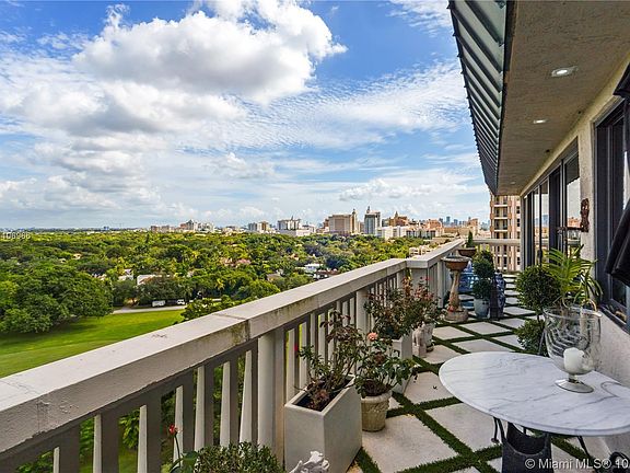 4th image of 700 Coral Way APT 12