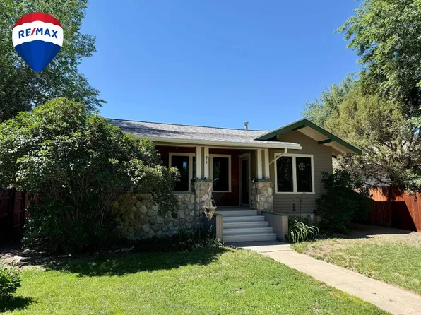 215 E Adams Ave, Riverton, WY 82501