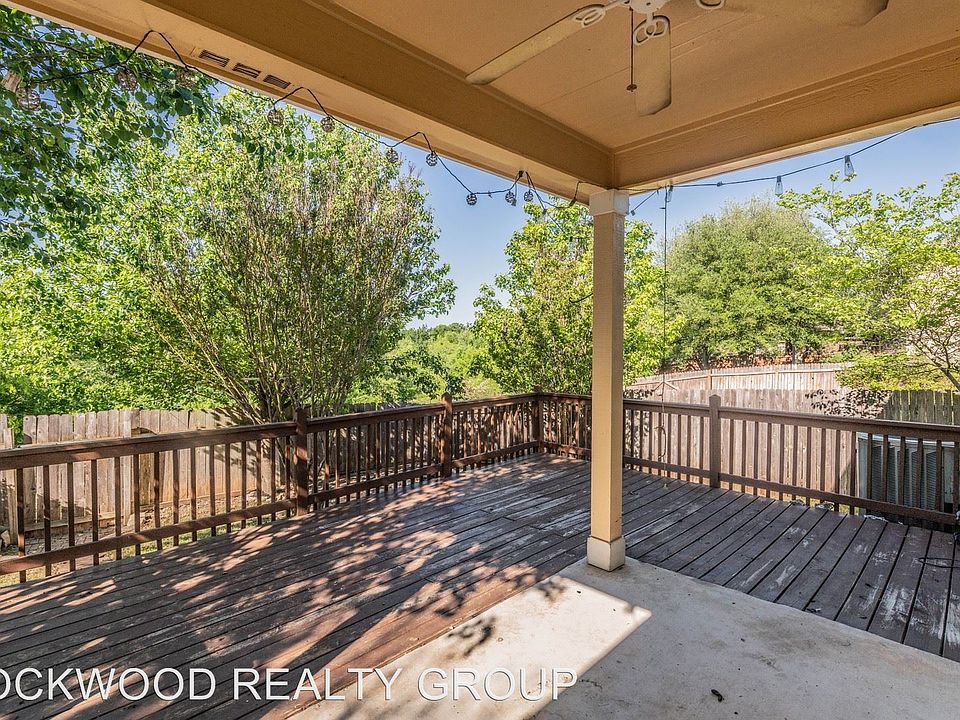 1st image of 1747 Creek Knl