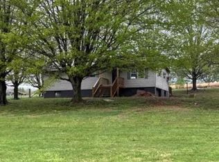 6914 Morganton Rd, Greenback, TN 37742