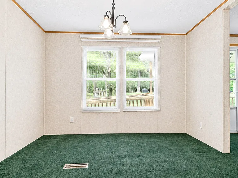 2455 Windle Community Rd — Photo 13