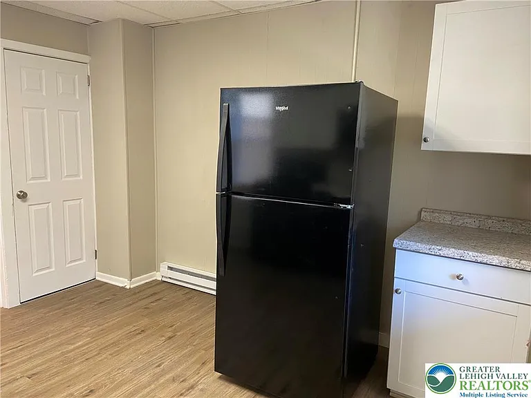 810 Pine St — Photo 9