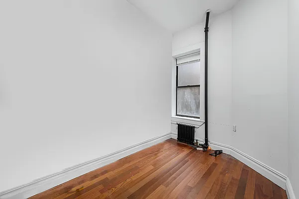 Rented by Compass | media 14