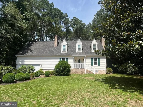 109 Autumn Ln, Fruitland, MD 21826