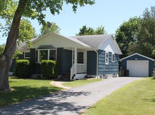 13 McIntosh Dr, Peru, NY 12972
