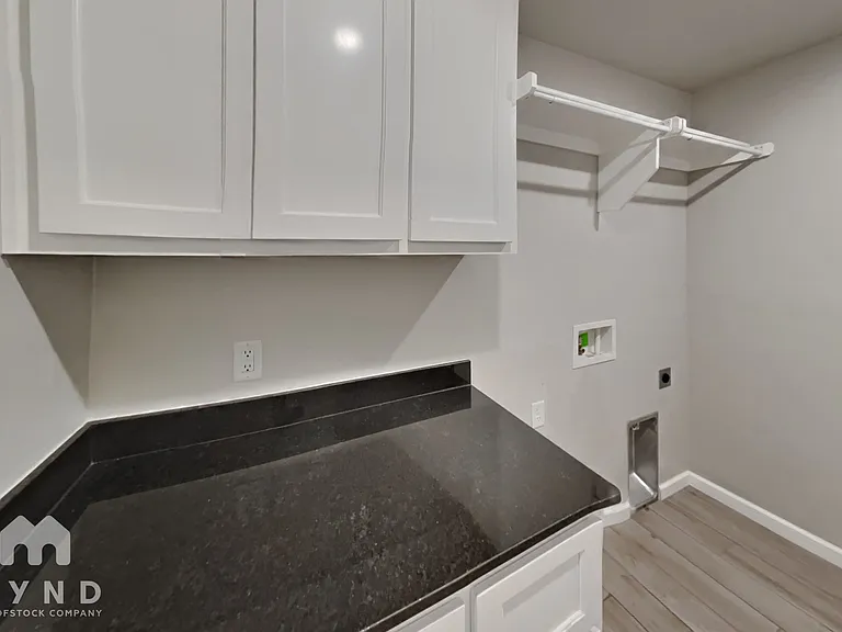 5400 Riverrun Ct — Photo 17
