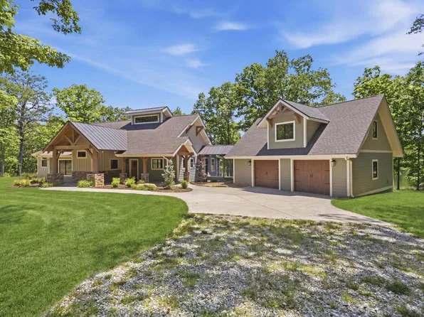 722 Hemlock Ln, Spencer, TN 38585