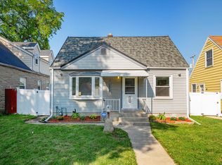 1341 S 107th St, West Allis, WI 53214