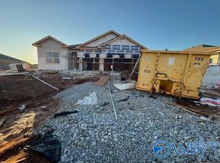 463 Jackson Point Cir, Huntsville, AL 35811