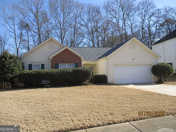 2nd image of 512 Gables Ct