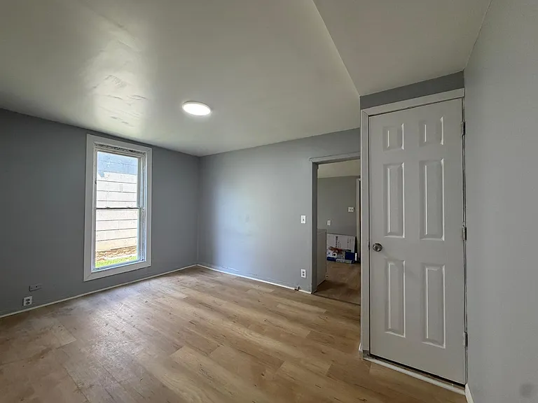 606-608 W North St #608-1 — Photo 5