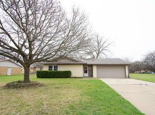 107 Barbara Way, Waxahachie, TX 75165