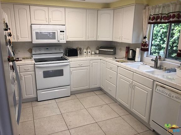 5th image of 9690 Clubhouse Blvd