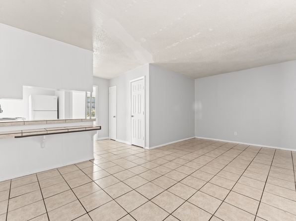 500 E Craven Ave #11402903