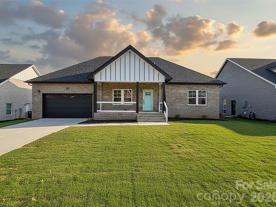 1st image of 103 Wadesborough Pl