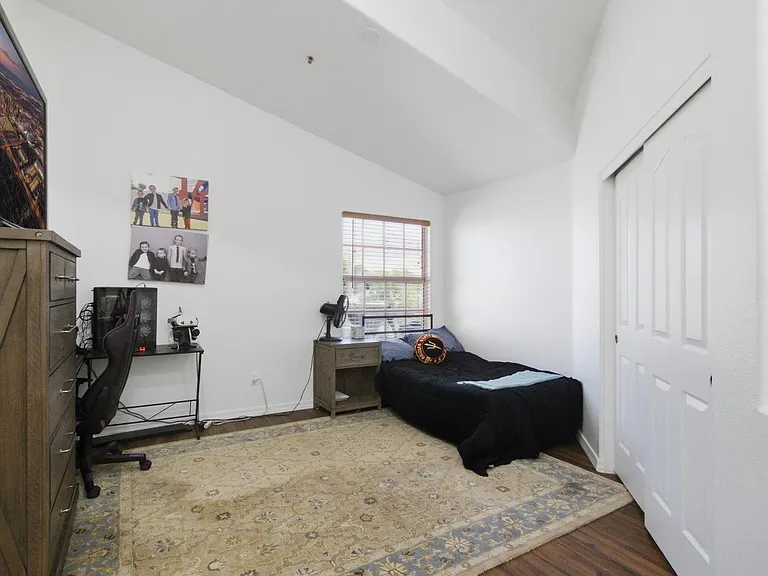 12955 E Mercer Ln — Photo 25