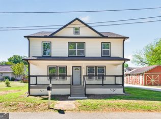 43 Chestnut St, Commerce, GA 30529