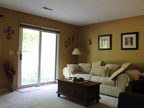 3rd image of 11788 Percivale Ct
