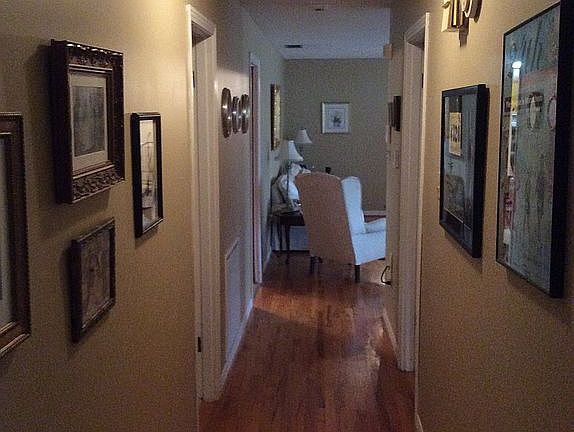 4th image of 4108 Lake Cir N