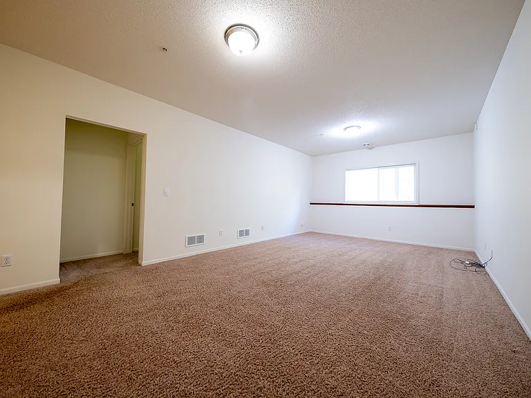 15523 Lilac Dr — Photo 25