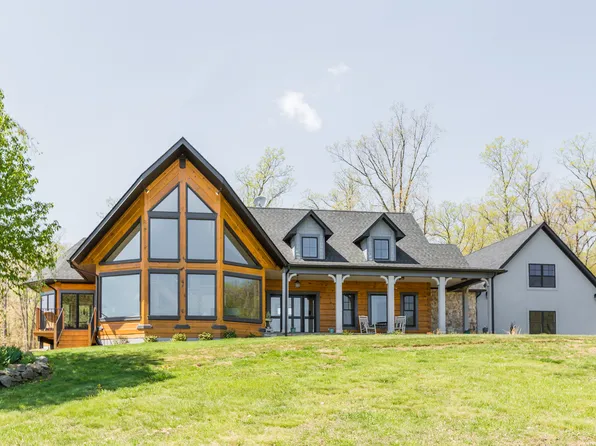 2311 Laurel Grove Rd, Winchester, VA 22602