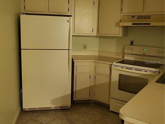 4th image of 3576 Southpointe Dr #2