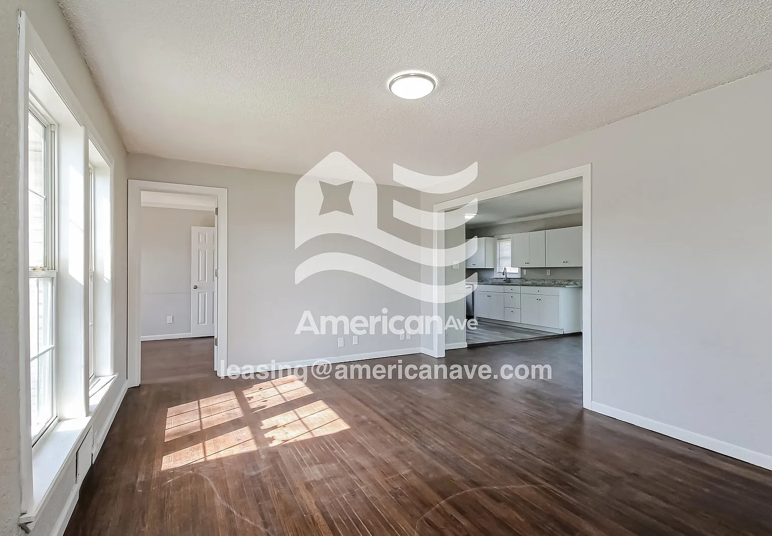 4 bed, 1.5 bath, 1311 sqft, $1,368 — Photo 2