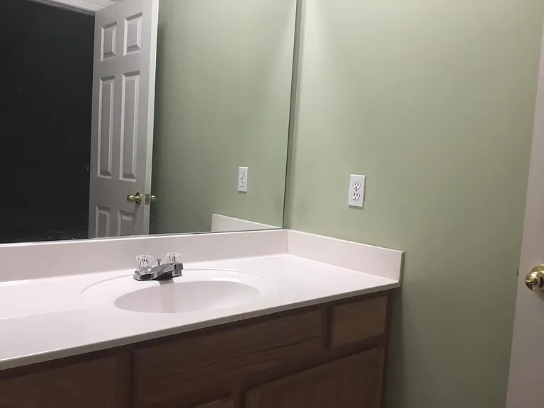 4625 Burbank Dr #508 — Photo 22