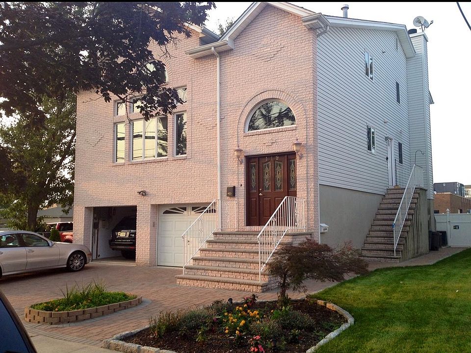 1st image of 119 Sanford Ave #2