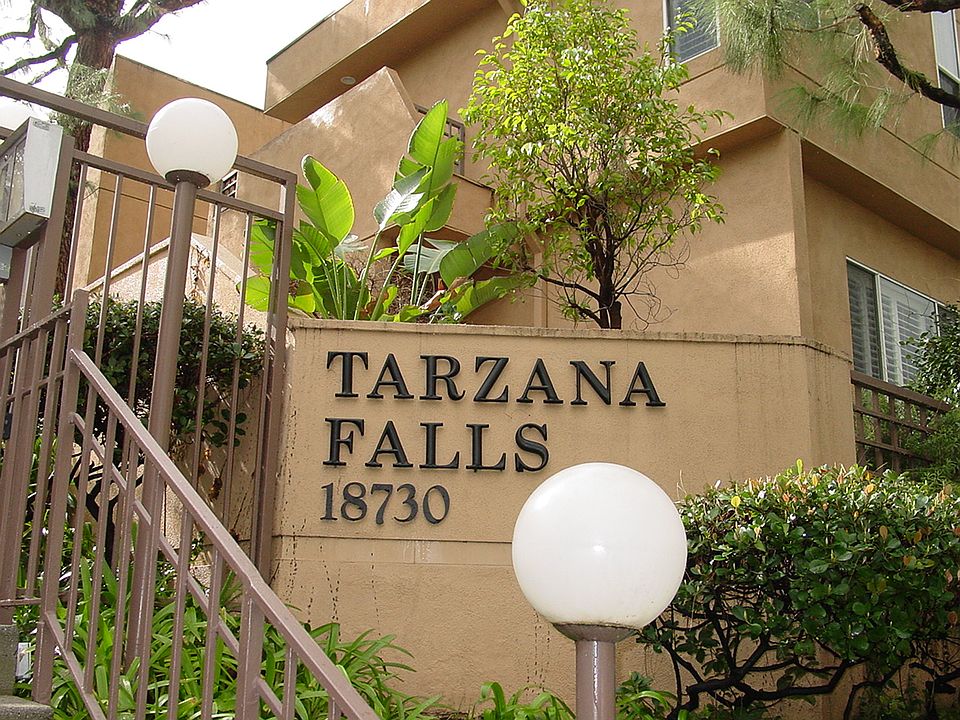 Tarzana Falls Entry