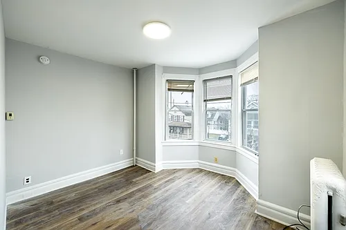 163 Walnut St #2 Photo 1