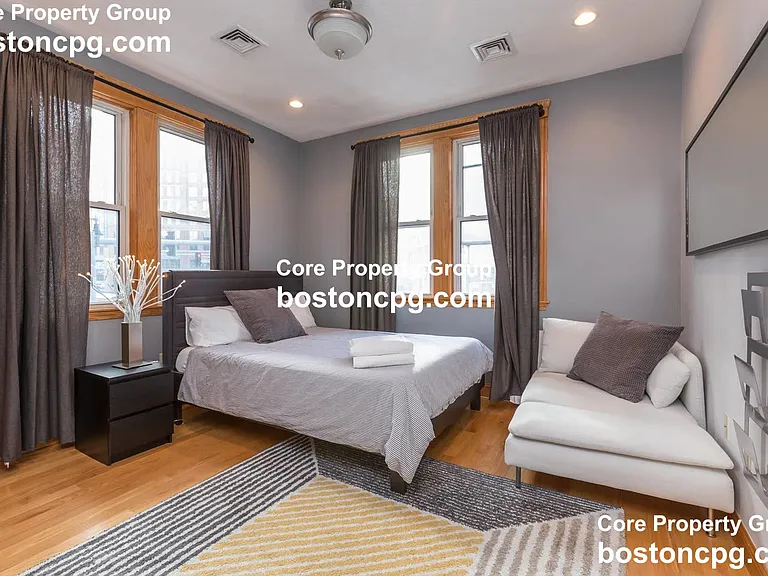 95 N Washington St #3 — Photo 7