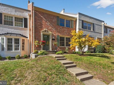 5944 Queenston St, Springfield, VA, 22152