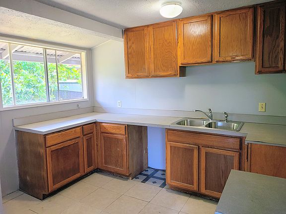 5th image of 130 Popolo St