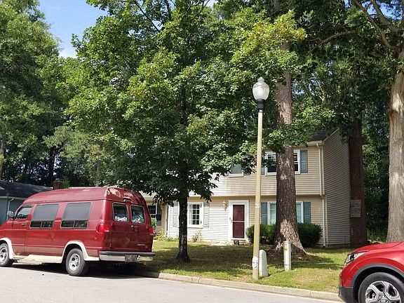 2nd image of 620 Village Green Pkwy