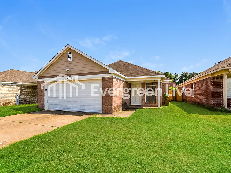 5944 Wagon Hill Rd E — Photo 2