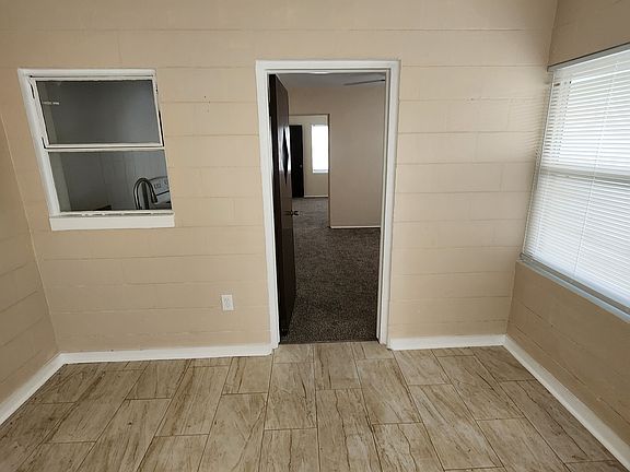 2nd image of 1515 W Washington St APT 10
