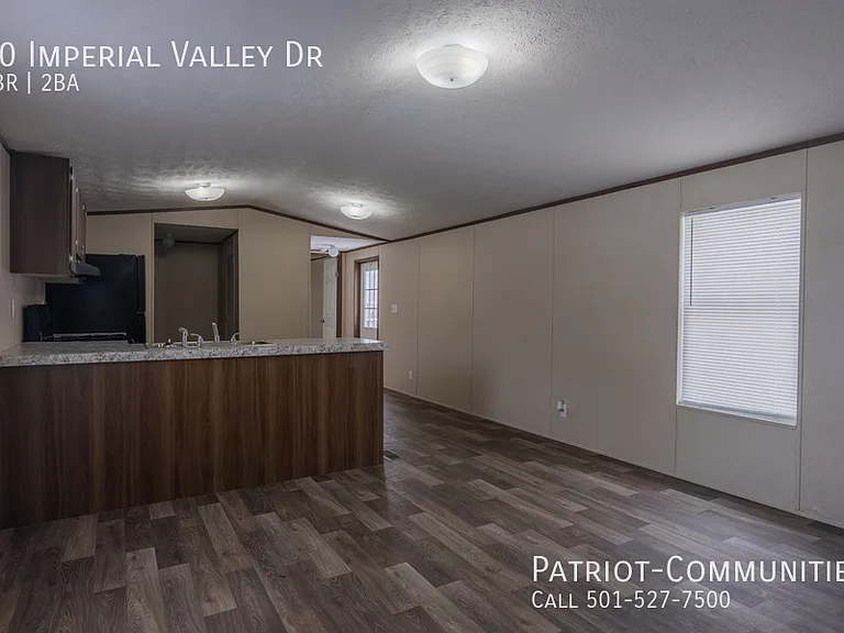 20 Imperial Valley Dr — Photo 15