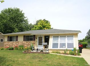 313 E Naldrette St, Durand, MI 48429