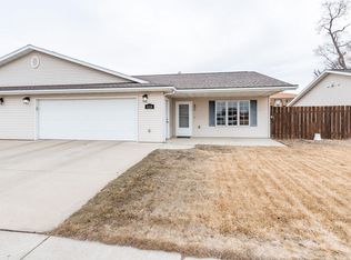 428 W Arbor Ave, Bismarck, ND 58504