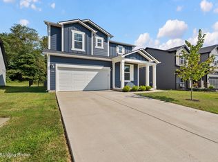 4629 Golden Eagle Dr, Louisville, KY 40245