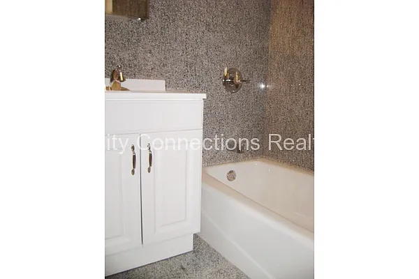 Rented by City Connections Realty | media 30