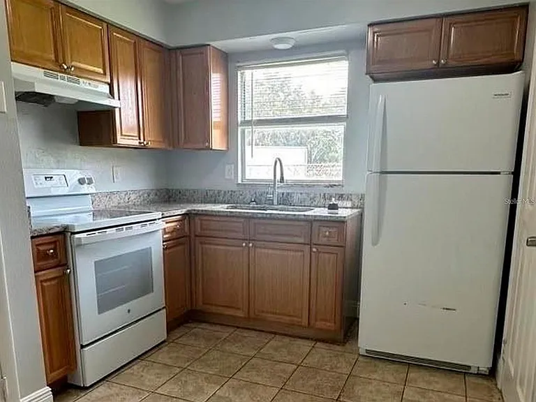 706 Bryon Ct #708 — Photo 2